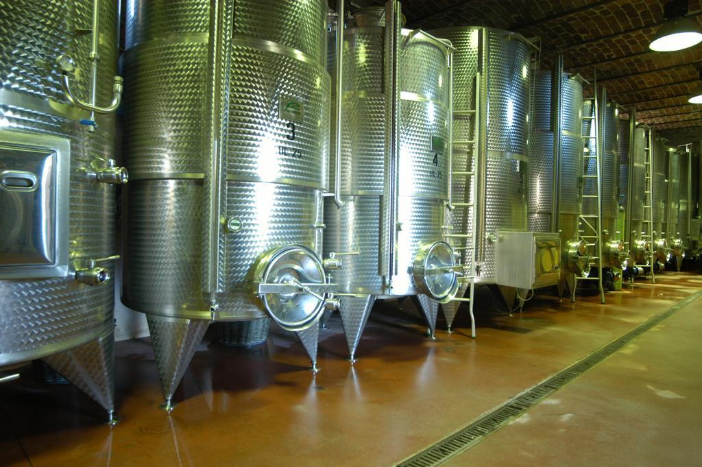 La Giribaldina Winery & Farmhouse Calamandrana Екстериор снимка