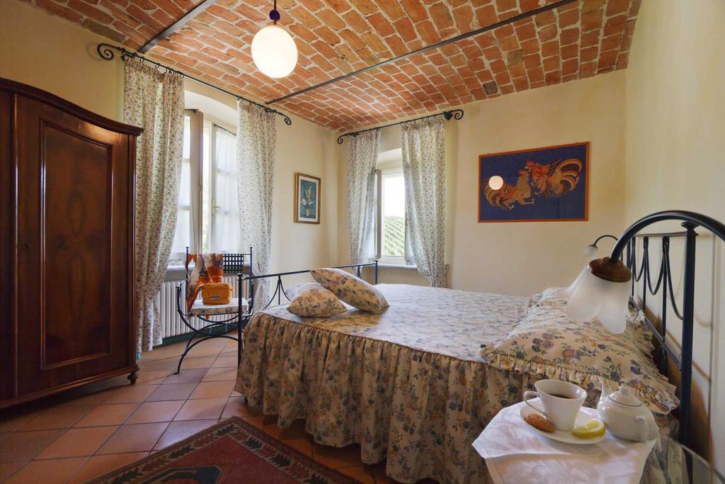 La Giribaldina Winery & Farmhouse Calamandrana Стая снимка
